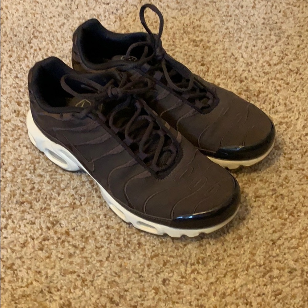 Air max plus 9.5 brown